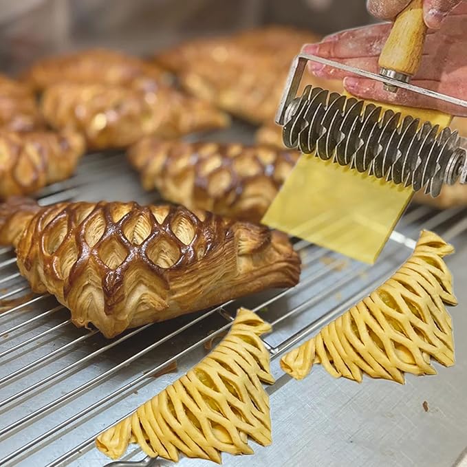 Lattice Cutter Pastry Tool, Stainless Steel Pastry Lattice Roller Cutter Wood - Image 3
