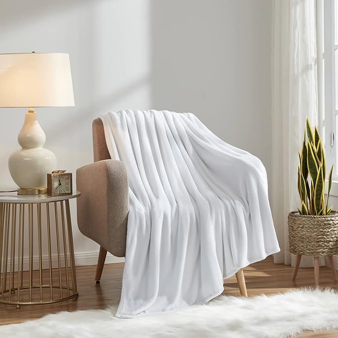KMUSET Fleece Blanket Throw Size White Lightweight Super Soft Cozy Luxury Bed - Image 2