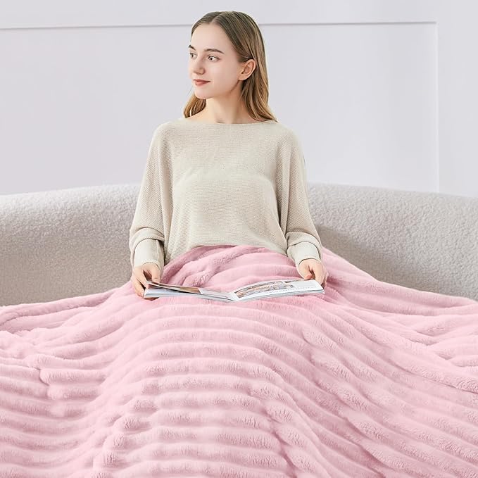 BEDELITE Twin Blanket for Couch & Bed, 300GSM Soft & Warm Fleece Blanket - Image 3