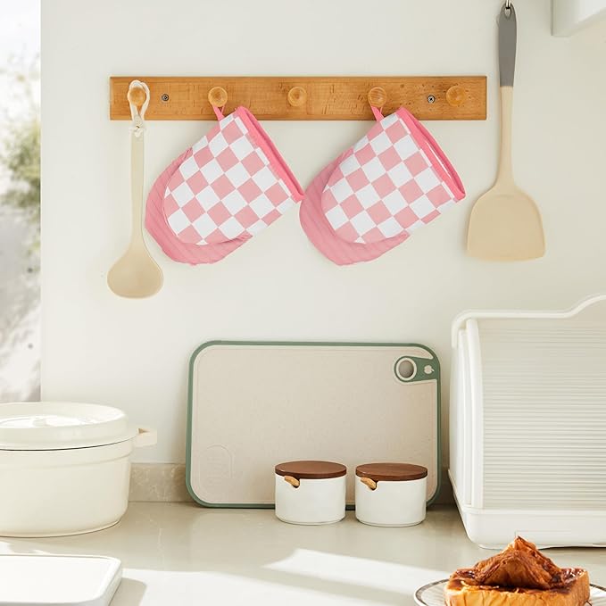 Ohocut Pink Checkered Mini Oven Mitts Heat Resistant, Vintage Retro - Image 4