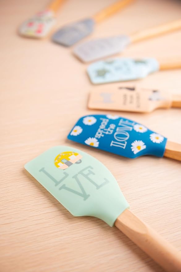 Karma, Silicone Spatula with Wood Handle Heat Resistant, cooking and Mixing - Image 3