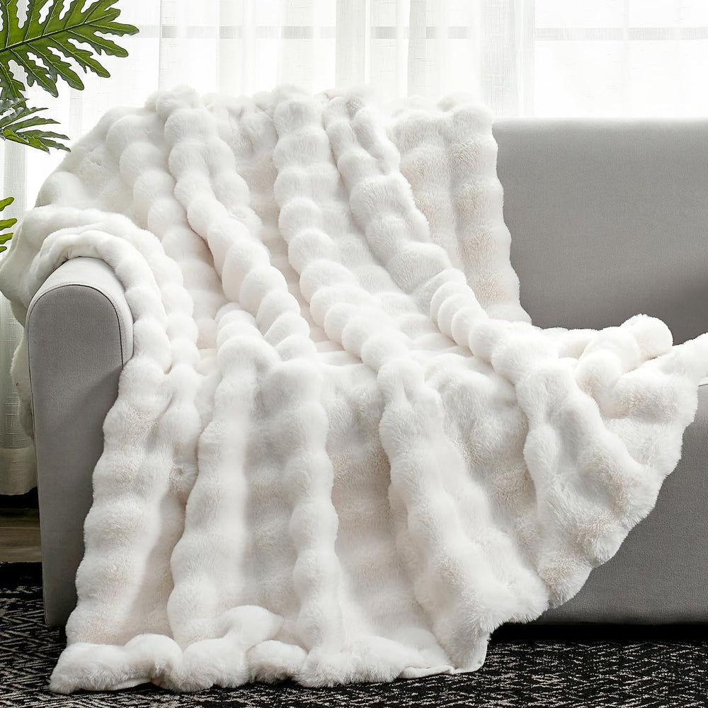 Cozy Bliss Bubble Faux Fur Throw Blanket for Couch, 50"x60", Cream ...