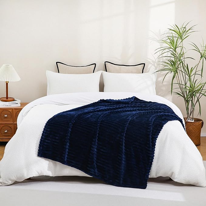 Navy Blue Fleece Throw Blanket 50”×60” - Image 3