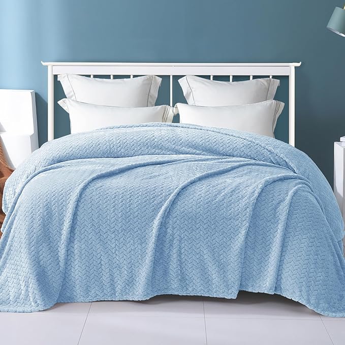 Exclusivo Mezcla Fleece Queen Size Blanket - Image 2