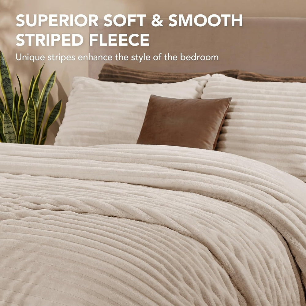 HYLEORY Fluffy Queen Comforter Set 3 Pieces - Fleece Fluffy Soft & Warm P...