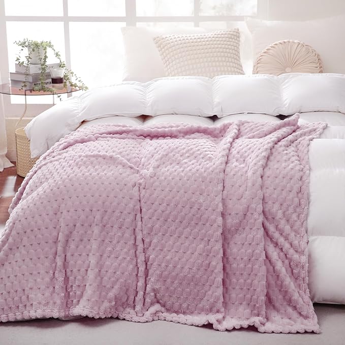 Puncuntex Light Purple Throw Blanket 50"×60" inches Fuzzy 3D Jacquard - Image 2