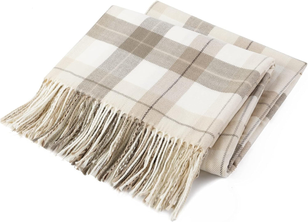Fall Plaid Throw Blanket for Couch, Farmhouse Throw Blanket 49"x63"
