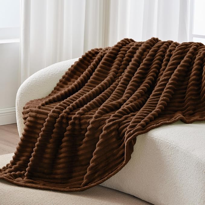 BEDELITE Fleece Throw Blanket for Couch - Image 6