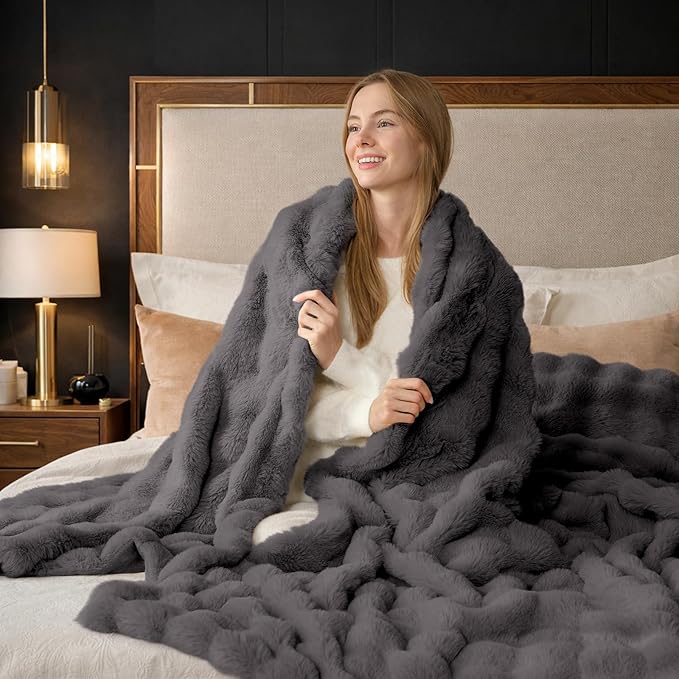 Cozy Bliss Faux Fur Bubble Throw