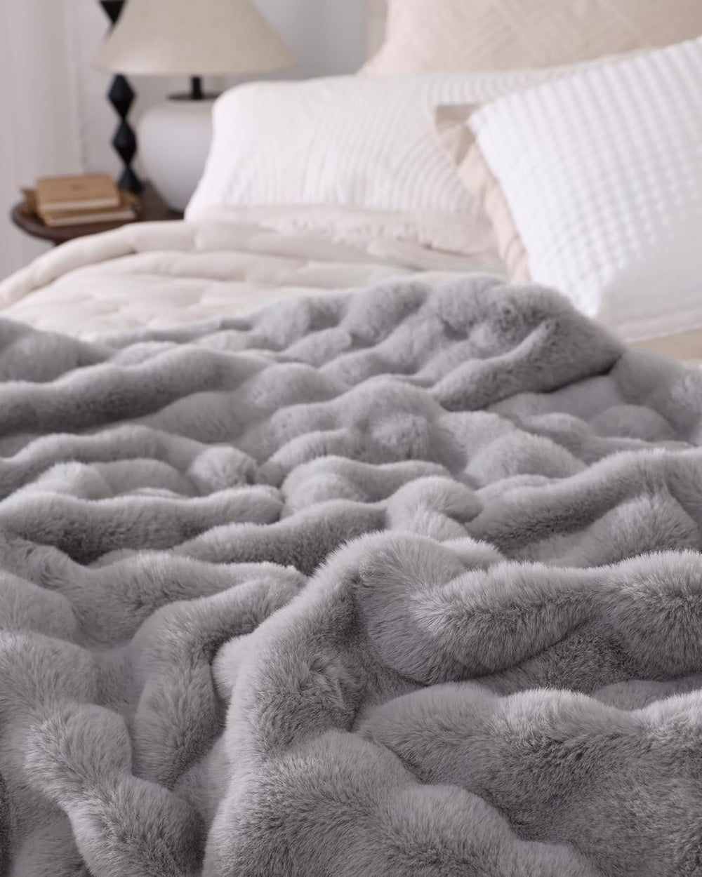 Ultra Soft Cozy Faux Fur Throw Blanket, Fuzzy Plush Thick Bubble Blanket, Ove...