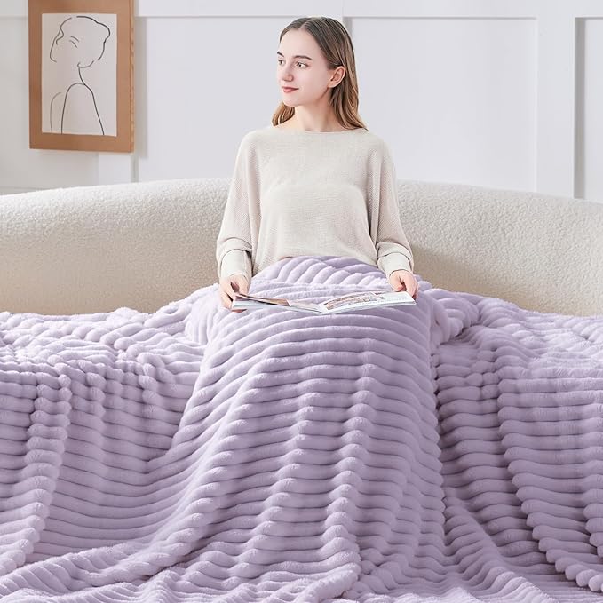 BEDELITE Twin Blanket for Couch & Bed, 300GSM Soft & Warm Fleece Blanket - Image 3