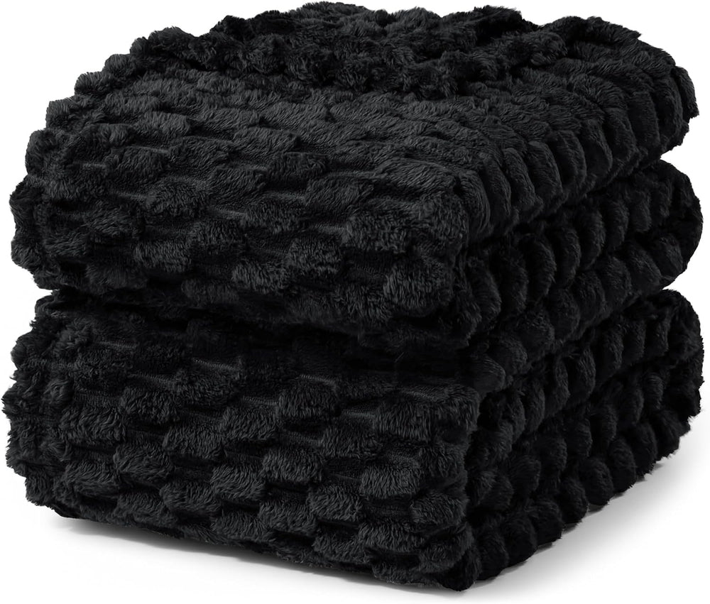 Exclusivo Mezcla 3D Fleece California King Blanket for Bed, Black