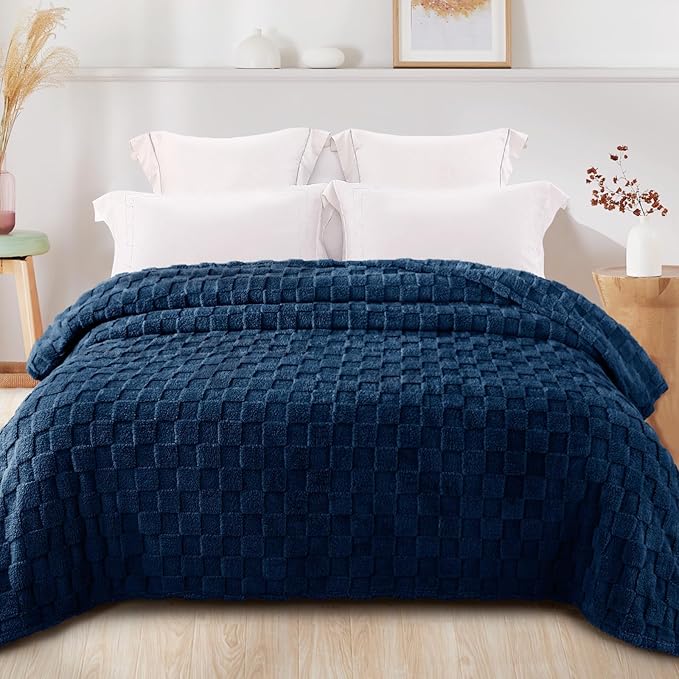 Exclusivo Mezcla Queen Size Flannel Fleece Blanket, Super Soft and Warm - Image 3