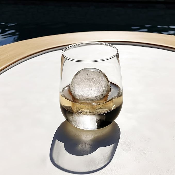 Ball Ice Cube Tray and Big Ice Cube Molds - Image 7