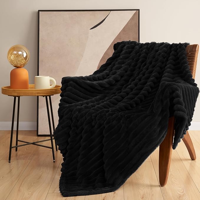HIMEET Black Ribbed King Size Blanket - Image 9