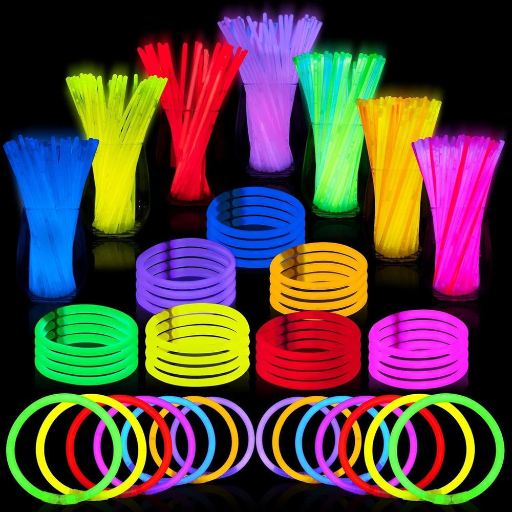 JOYIN 800 Pcs 8" Glow sticks Bulk Party Favors Pack, Neon Glow in the Da...