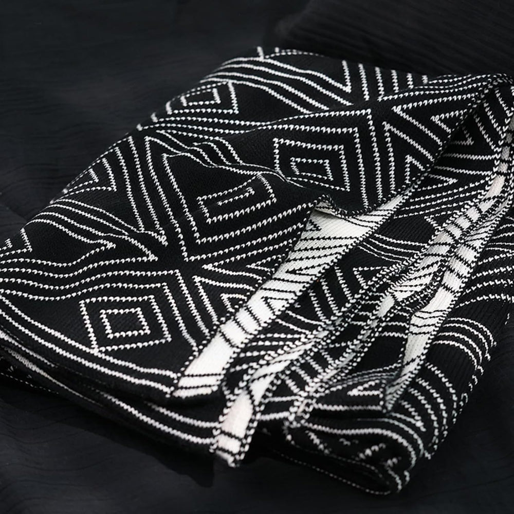 Black and White Throw Blankets Queen Size, Knitted Modern Patterned Throw Bla...