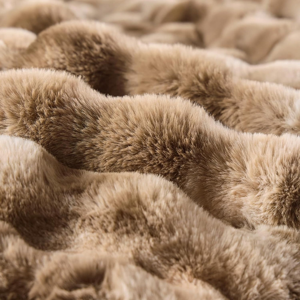Fluffy Faux Fur Throw Blanket for Couch - Soft, Plush, Thick, Cozy, Fuzzy Lux...