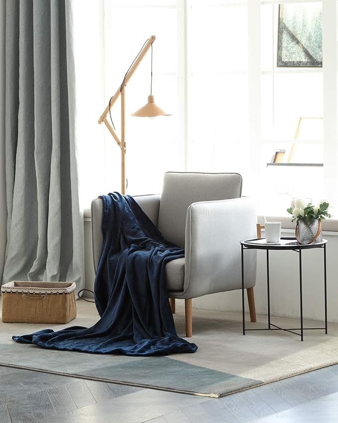 KMUSET Fleece Blanket Twin Size Navy Lightweight Throw Blanket Super Soft Cozy - Image 4