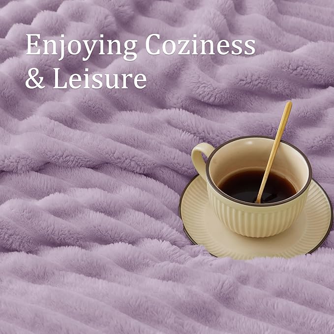 BEDELITE Twin Blanket for Couch & Bed, 300GSM Soft & Warm Fleece Blanket - Image 5