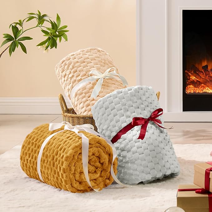 BEDELITE Fleece Throw Blanket for Couch & Bed - Image 6
