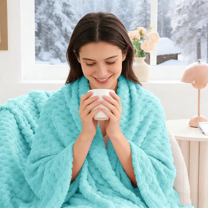 BEDELITE Fleece Blanket - Image 4