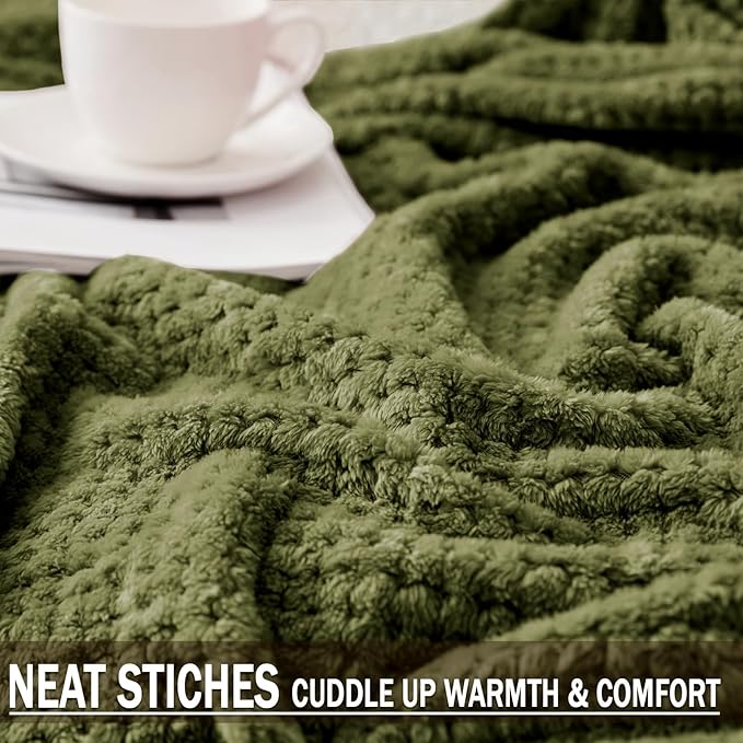 Exclusivo Mezcla Fleece Throw Blanket Extra Large, Super Soft and Warm Blankets - Image 4