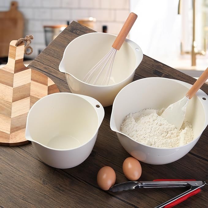 3 Plastic Mixing Bowls with Pour Spout, Lids and TPR Non-Slip Bottom, Small - Image 4