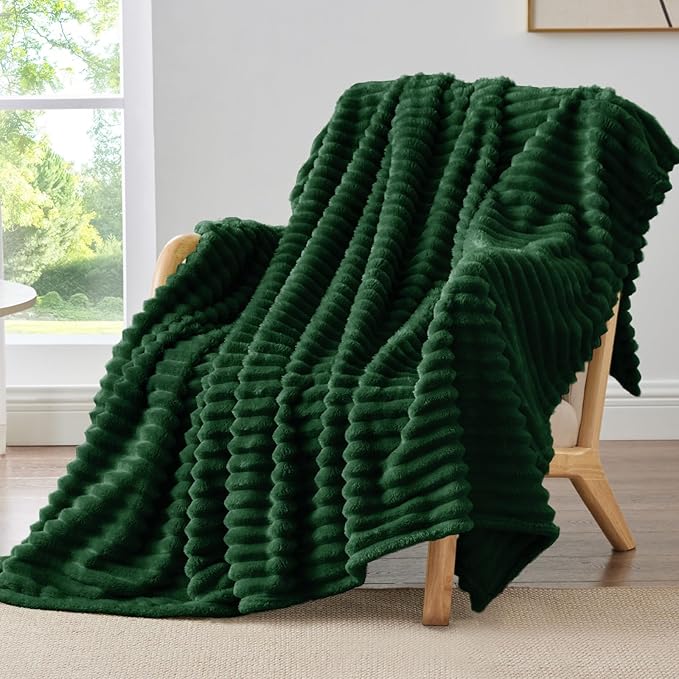 BEDELITE Twin Blanket for Couch & Bed, 300GSM Soft & Warm Fleece Blanket by BEDELITE