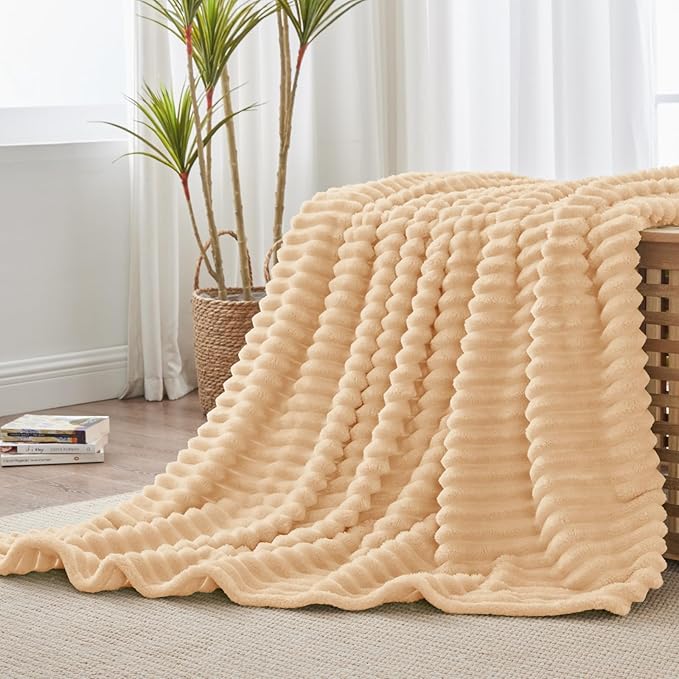 BEDELITE Fleece Throw Blanket for Couch - Image 7