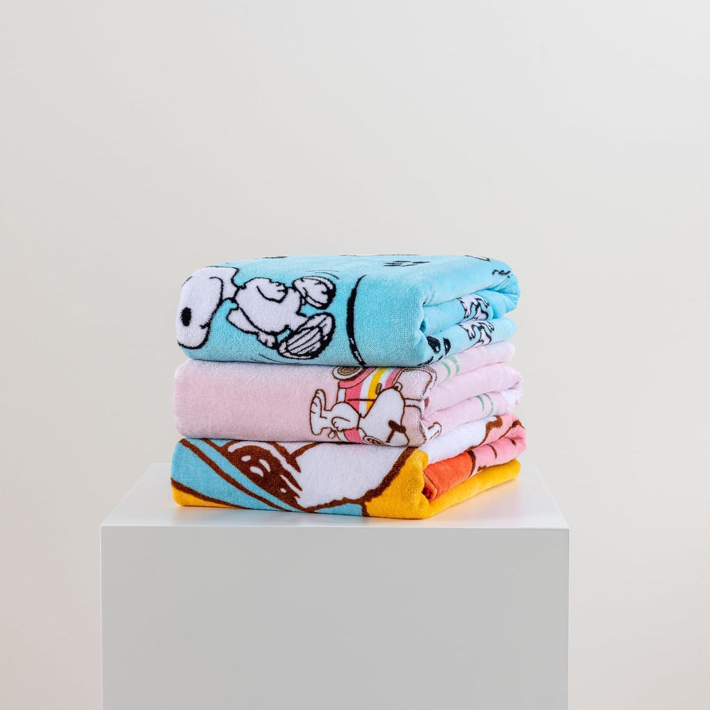 Berkshire Peanuts® Snoopy Beach Towel — 100% Cotton Pool & Beach Towel, Absorbent, Quick-Drying & Sand-Free, 36'' × 72'', Poses and Paws