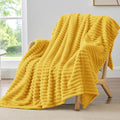 BEDELITE Twin Blanket for Couch & Bed, 300GSM Soft & Warm Fleece Blanket by BEDELITE