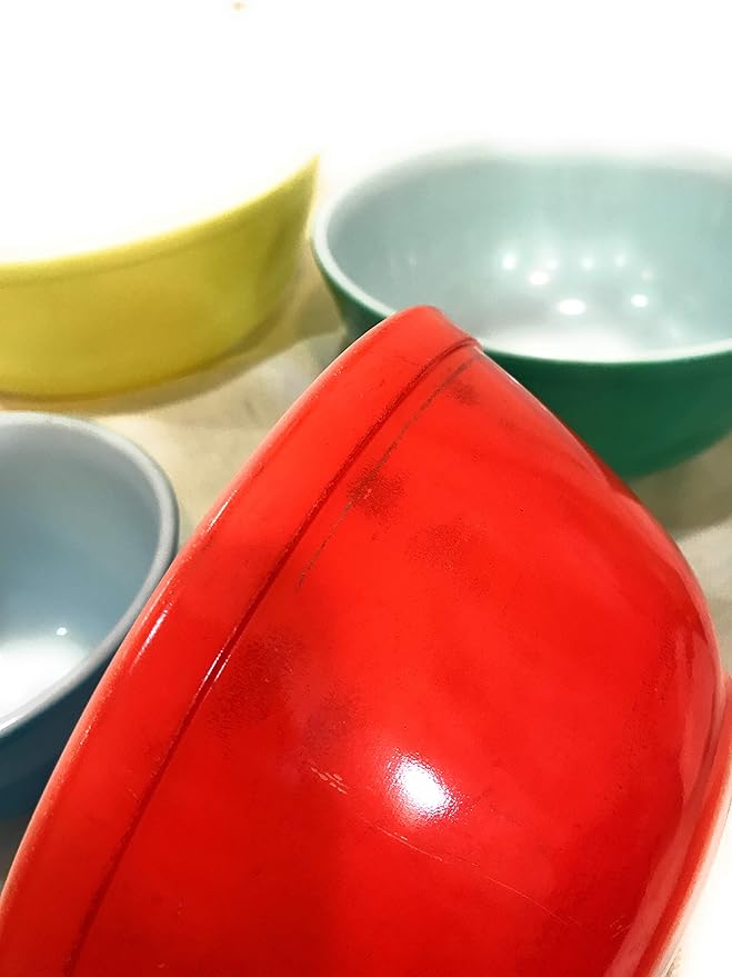 Vintage Pyrex Primary Colors Mixing Bowl Set - Image 4