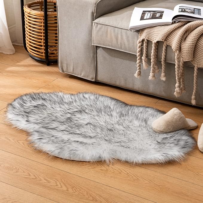 MIULEE Fluffy Rug Soft Shaggy Faux Fur Area Rug Luxury Plush Cloud Shape Carpet - Image 7