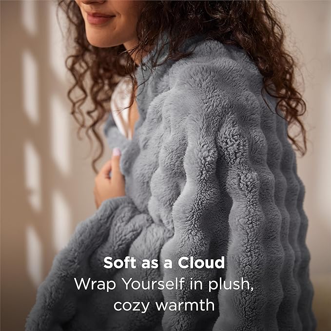 Bedsure 3D Fleece Bubble Blanket - Image 2