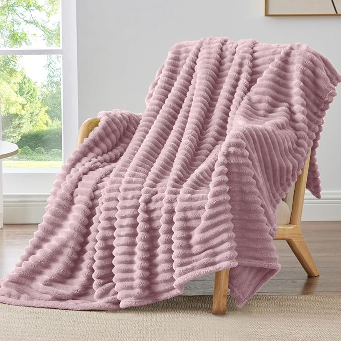 BEDELITE Twin Blanket for Couch & Bed, 300GSM Soft & Warm Fleece Blanket by BEDELITE