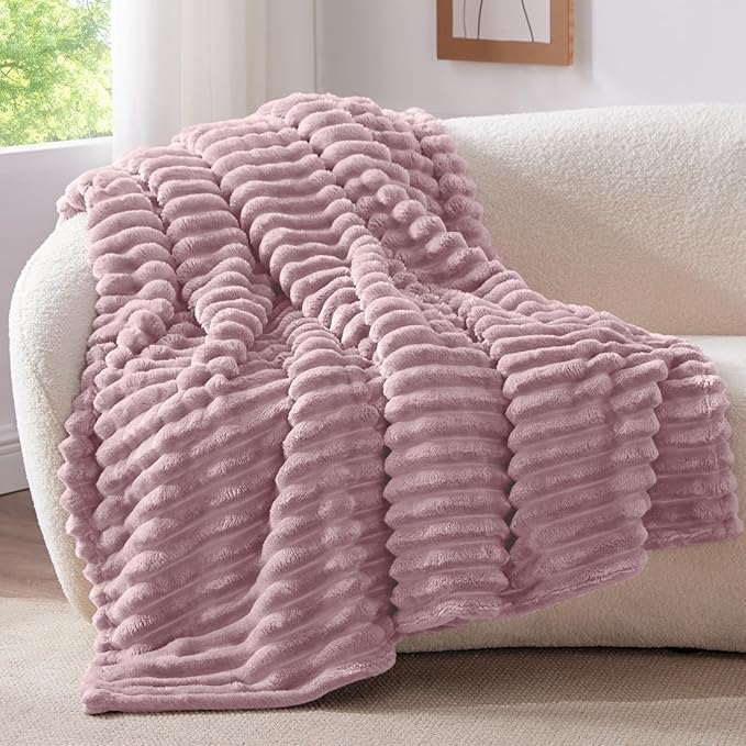 BEDELITE Twin Blanket for Couch & Bed, 300GSM Soft & Warm Fleece Blanket - Image 3