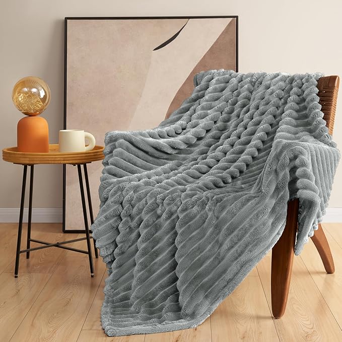 HIMEET Grey Ribbed Twin Blanket - Image 9