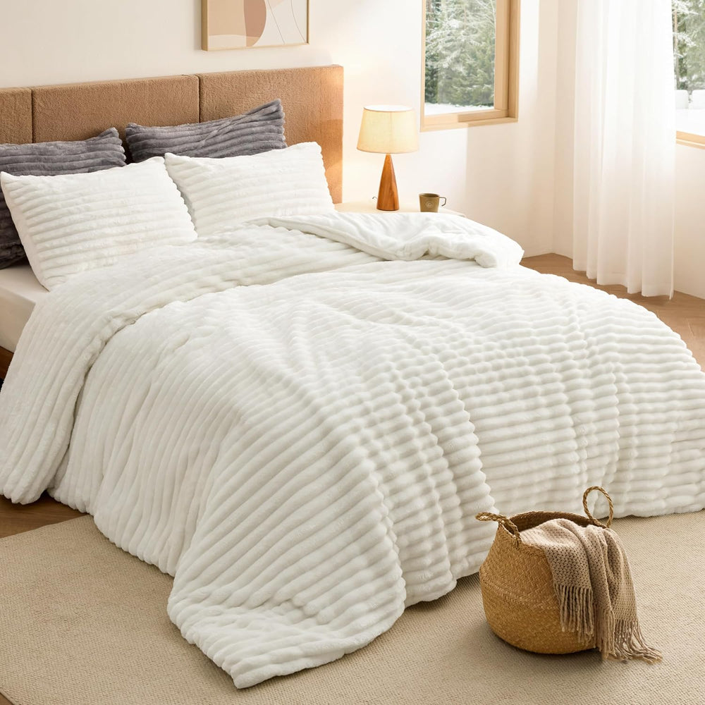 Bedsure Large Queen Comforter Set, Fluffy Bedding Set, Cream White, 3 Piece