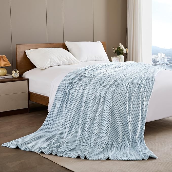 Exclusivo Mezcla Fleece Throw Blanket Extra Large, Super Soft and Warm Blankets - Image 4