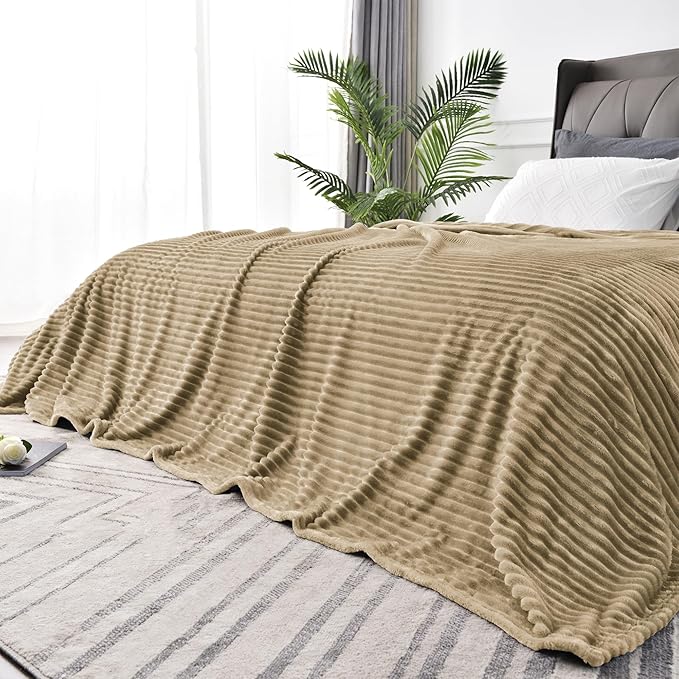 BEDELITE Fleece Blanket Queen Size – 3D Ribbed Jacquard Soft and Warm - Image 2