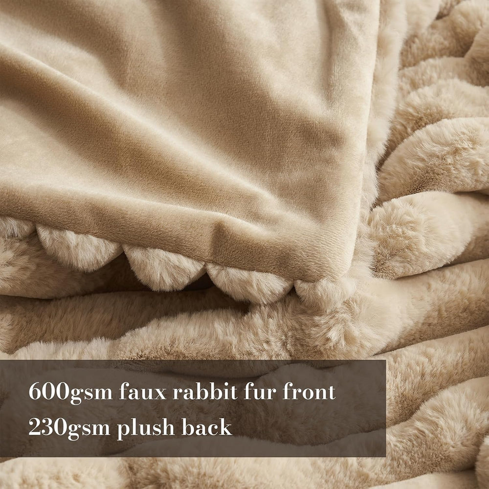 Amélie Home Soft Striped Faux Fur Throw Blanket for Couch, Beige, 55"x70...