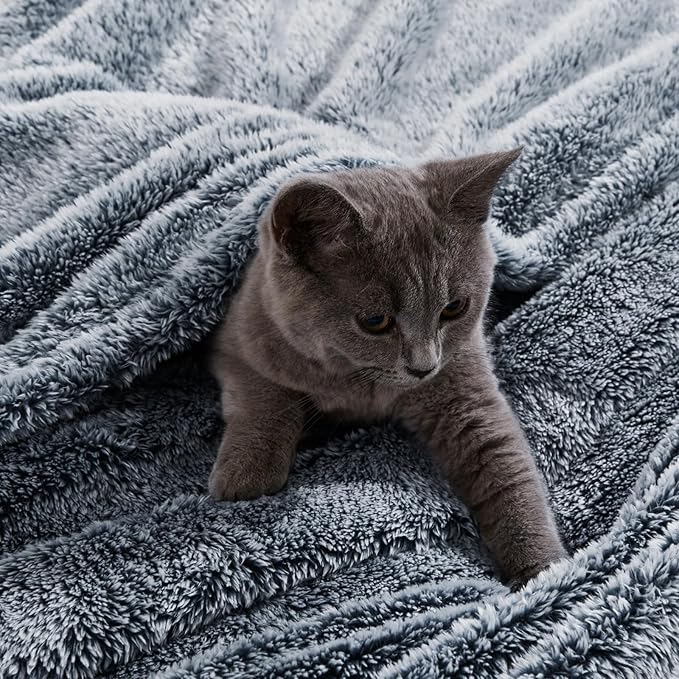 Exclusivo Mezcla Plush Fuzzy Fleece Throw Blanket Extra Large, Super Soft - Image 2