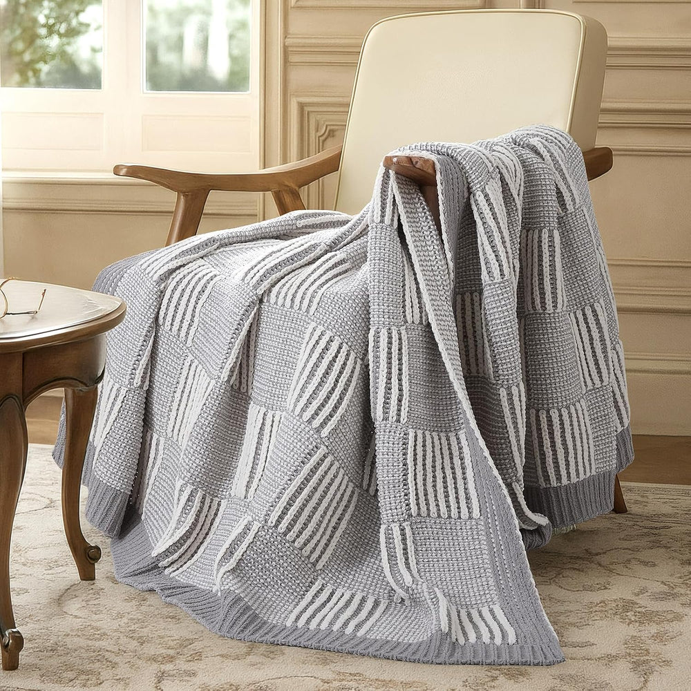 Amélie Home Checkered Chenille Knit Throw Blanket for Couch, Gray 50"x60...