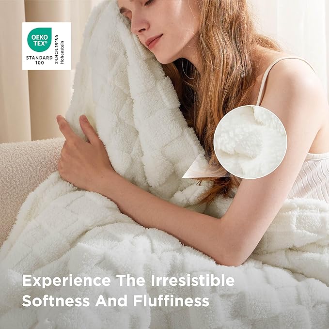 Bedsure GentleSoft White Throw Blanket - Image 4