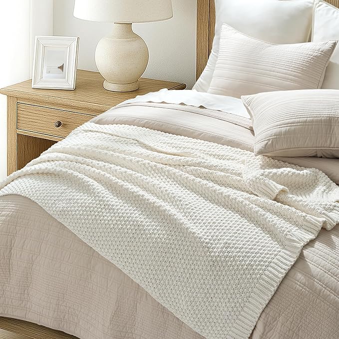 EVERGRACEHOME Chunky Chenille Knit Throw Blanket - Image 3