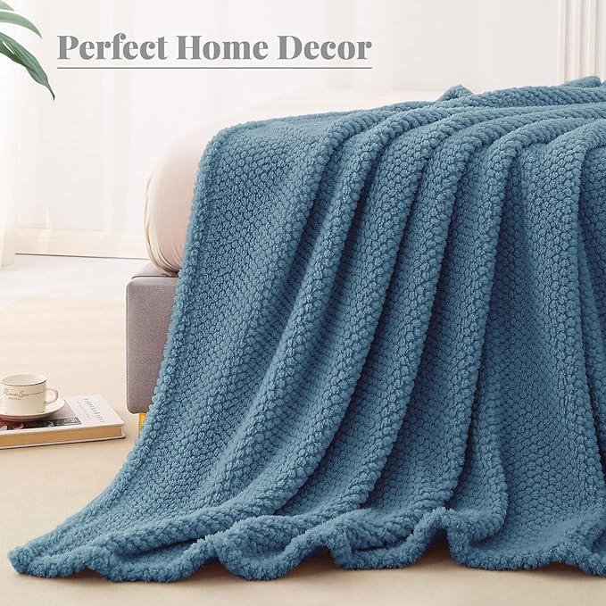 Whale Flotilla King Size Fuzzy Fleece Blanket, Fluffy Warm Soft Jacquard Bed - Image 7