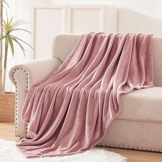 Exclusivo Mezcla Fleece Dusty Pink Throw Blanket - Image 3