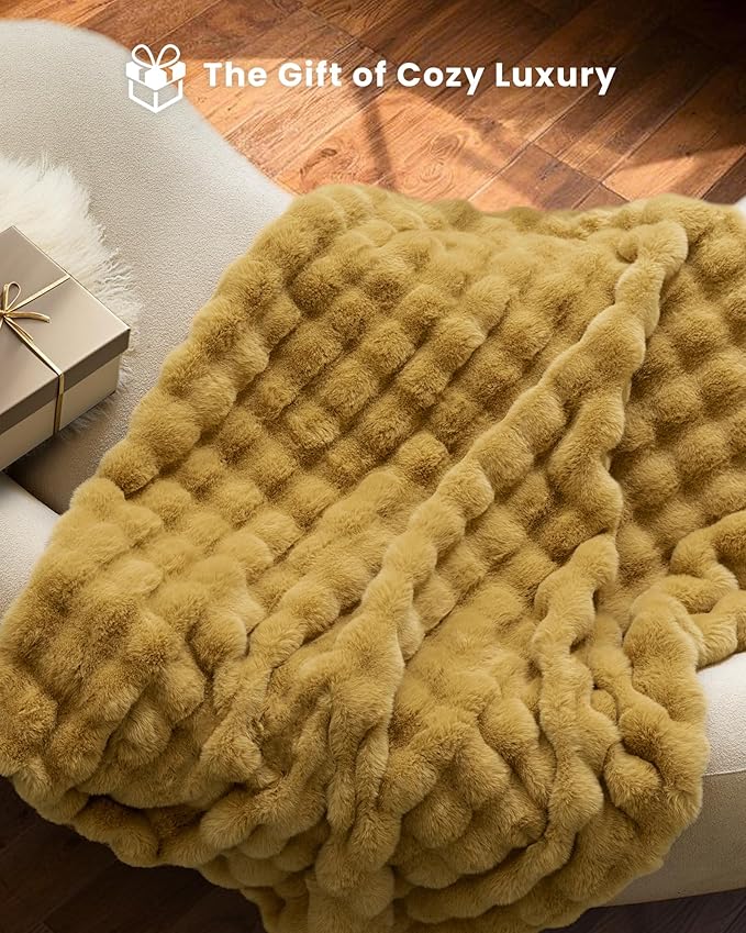Ultra Soft Cozy Faux Fur Throw Blanket, Fuzzy Plush Thick Bubble Blanket - Image 3