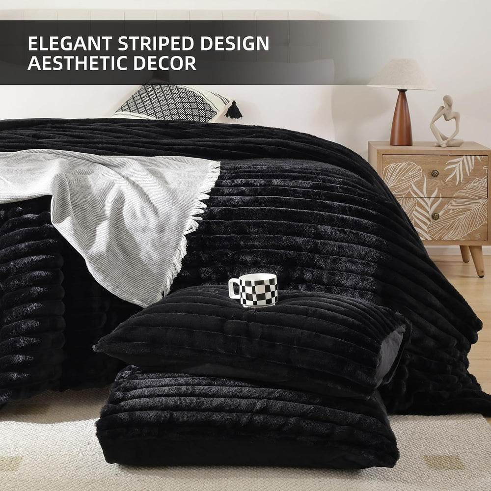 Smoofy Fluffy King Size Comforter 3 PCS - Black Fleece Bedding Set